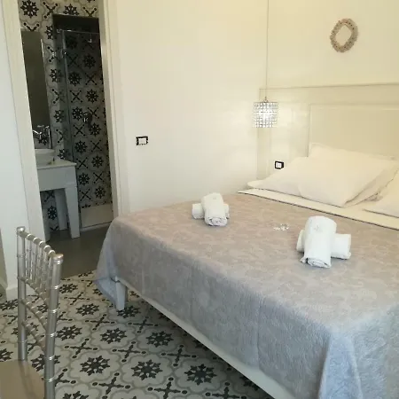 Bellavita Guest house