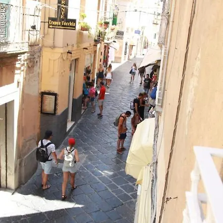 Bellavita Gasthof Tropea